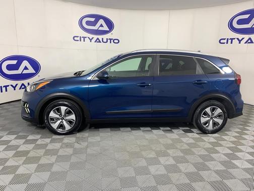 Deep Cerulean 2020 Kia Niro LX