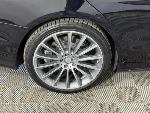 2016 Mercedes-Benz S-Class S550