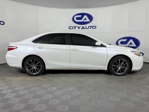 2015 Toyota Camry XSE