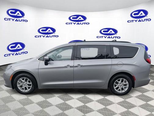 2017 Chrysler Pacifica LX