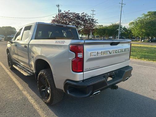 Silver Ice Metallic 2020 Chevrolet Silverado 1500 Custom Trail Boss