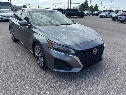 Gun Metallic 2023 Nissan Altima 2.5 SL