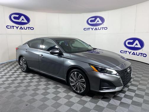 Gun Metallic 2023 Nissan Altima 2.5 SL