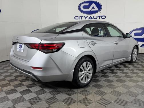 2022 Nissan Sentra S