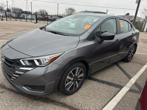 2024 Nissan Versa 1.6 S