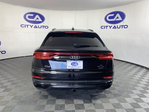 Orca Black Metallic 2019 Audi Q8 3.0T Premium