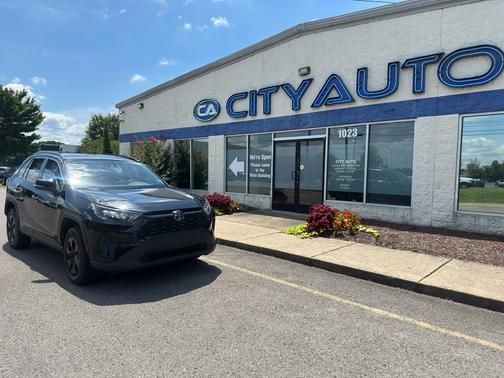 Midnight Black Metallic 2019 Toyota RAV4 LE