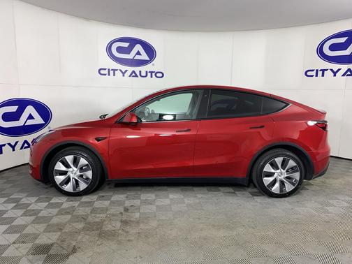 2022 Tesla Model Y Long Range Dual Motor All-Wheel Drive