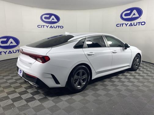 2021 Kia K5 LXS