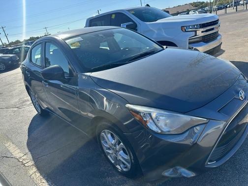 2018 Toyota Yaris iA Base