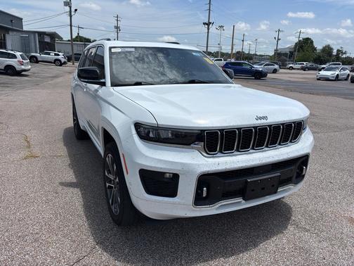 Bright White Clearcoat 2022 Jeep Grand Cherokee L Overland