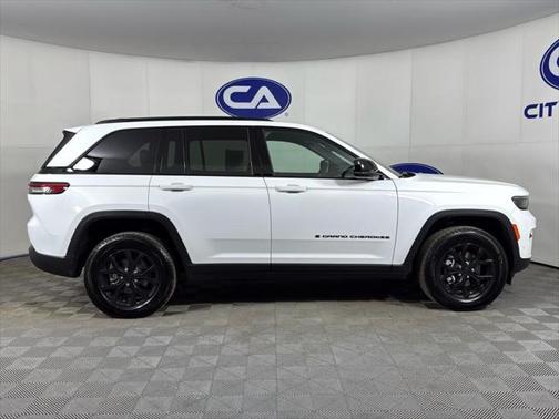 2024 Jeep Grand Cherokee Altitude
