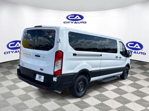 Oxford White 2025 Ford Transit-350 XL