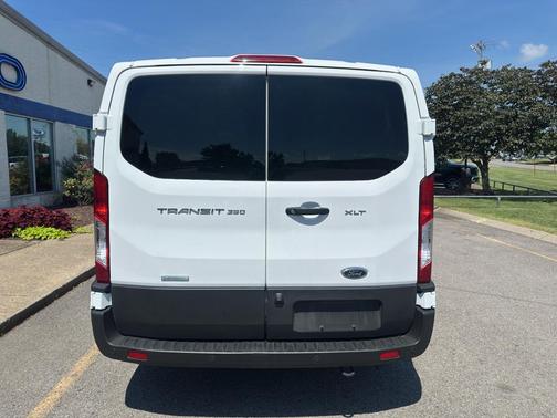 Oxford White 2025 Ford Transit-350 XL