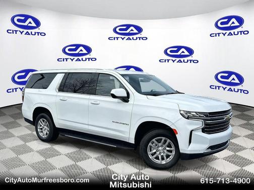 2023 Chevrolet Suburban LT