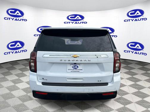 2023 Chevrolet Suburban LT