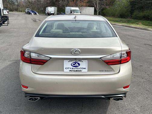 2018 Lexus ES 350 Base