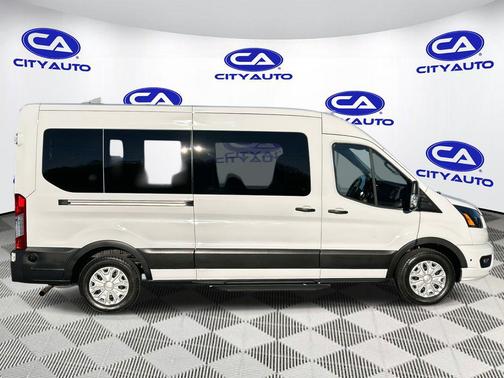 2024 Ford Transit-350 XLT