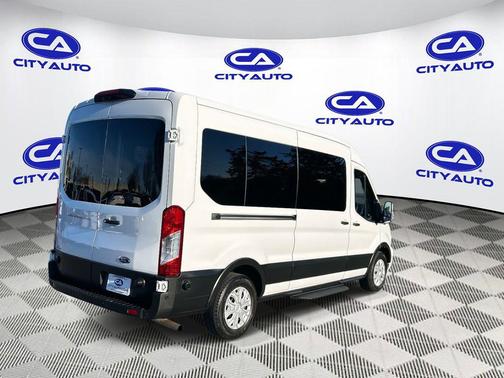 2024 Ford Transit-350 XLT