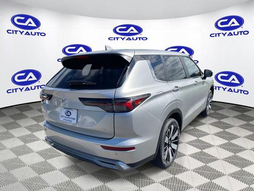 2025 Mitsubishi Outlander SE 2.5 2WD