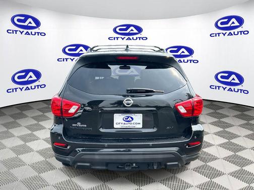 2020 Nissan Pathfinder SV