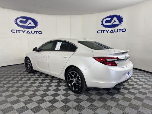 2017 Buick Regal Turbo Sport Touring