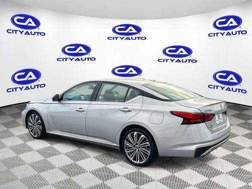 2023 Nissan Altima 2.5 SL