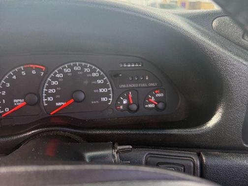 WHITE 1994 Chevrolet Camaro Z28