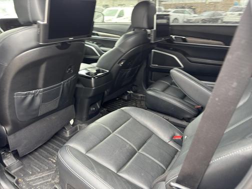 Wolf Gray 2022 Kia Telluride EX