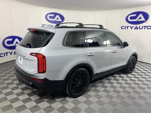 Wolf Gray 2022 Kia Telluride EX