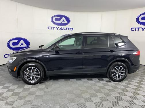 Deep Black Pearl 2021 Volkswagen Tiguan 2.0T S