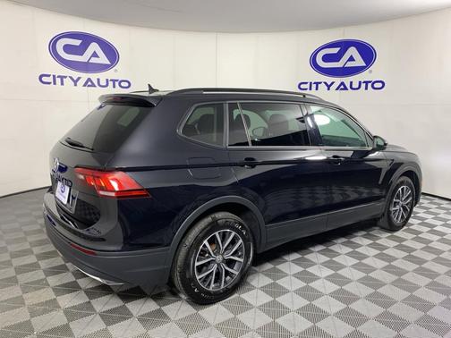 Deep Black Pearl 2021 Volkswagen Tiguan 2.0T S