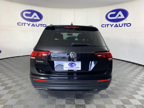 Deep Black Pearl 2021 Volkswagen Tiguan 2.0T S