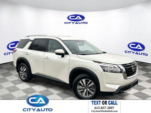 2023 Nissan Pathfinder SL 4WD