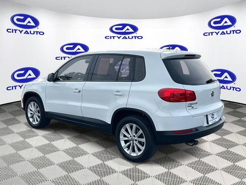 2017 Volkswagen Tiguan Limited 2.0T