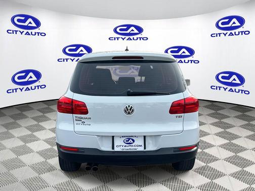 2017 Volkswagen Tiguan Limited 2.0T