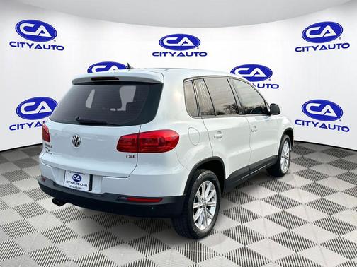 2017 Volkswagen Tiguan Limited 2.0T