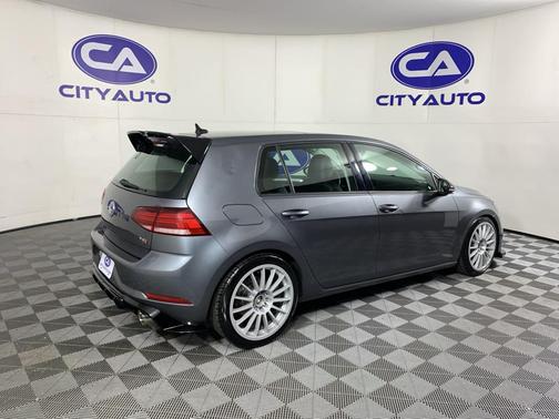 Platinum Gray Metallic 2021 Volkswagen Golf 1.4T TSI