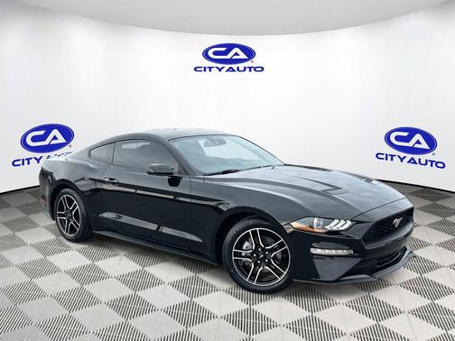 2021 Ford Mustang EcoBoost