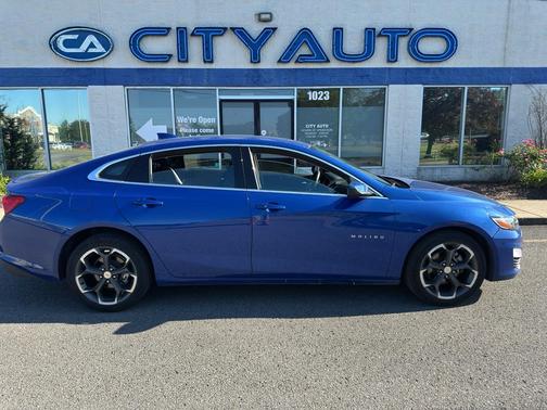 Riverside Blue Metallic 2023 Chevrolet Malibu FWD 1LT