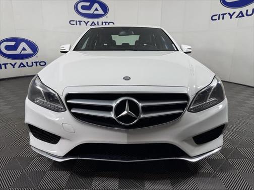 2016 Mercedes-Benz E-Class Sport