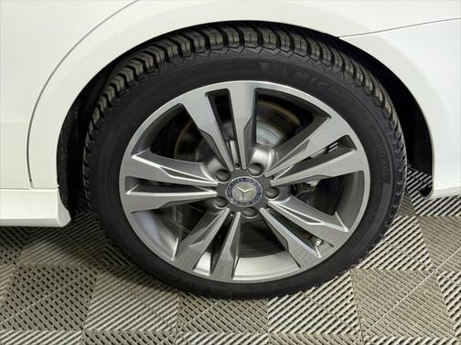2016 Mercedes-Benz E-Class Sport