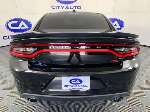 Pitch Black Clearcoat 2018 Dodge Charger R/T Scat Pack