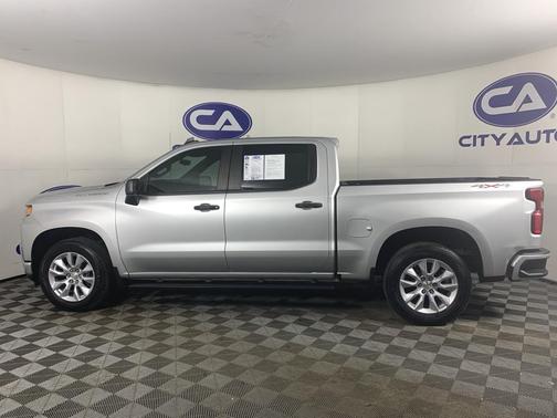 2021 Chevrolet Silverado 1500 Custom