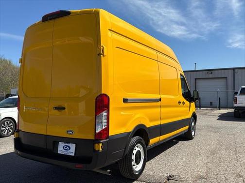 2021 Ford Transit-250 Base