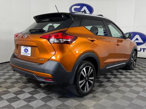 2019 Nissan Kicks SR
