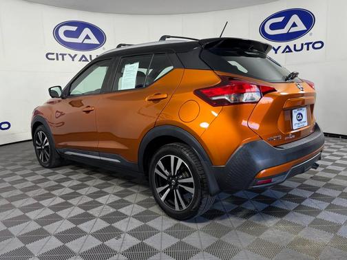 2019 Nissan Kicks SR