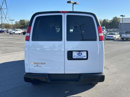 2022 Chevrolet Express 3500 RWD 3500 Extended Wheelbase LS