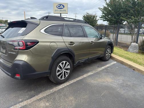2024 Subaru Outback Premium