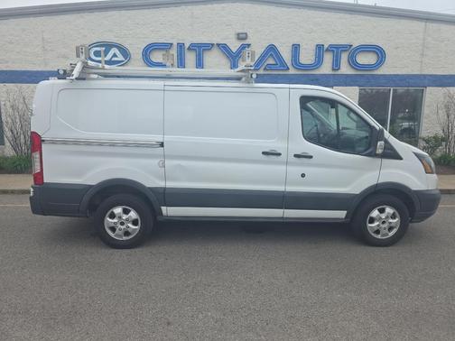 2017 Ford Transit-250 Base